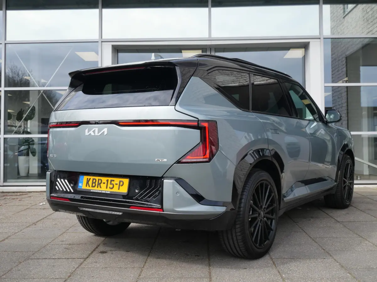 GT-Line Business 81.4 kWh | 20'' LM | Two Tone |