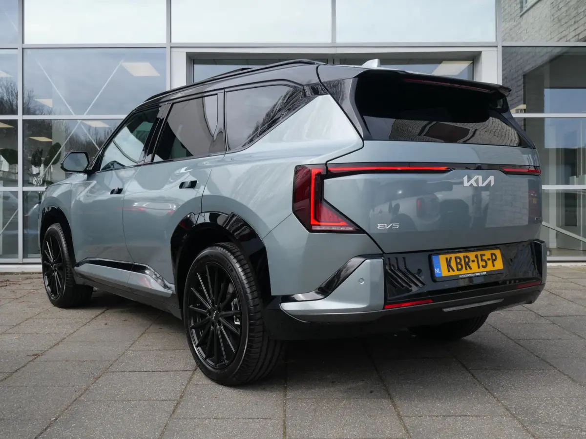 GT-Line Business 81.4 kWh | 20'' LM | Two Tone |