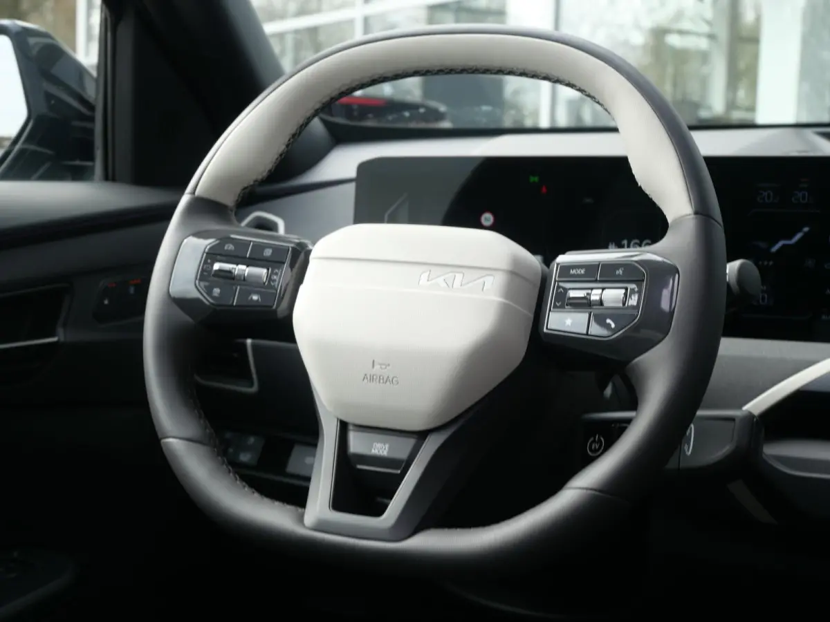 GT-Line Business 81.4 kWh | 20'' LM | Two Tone |