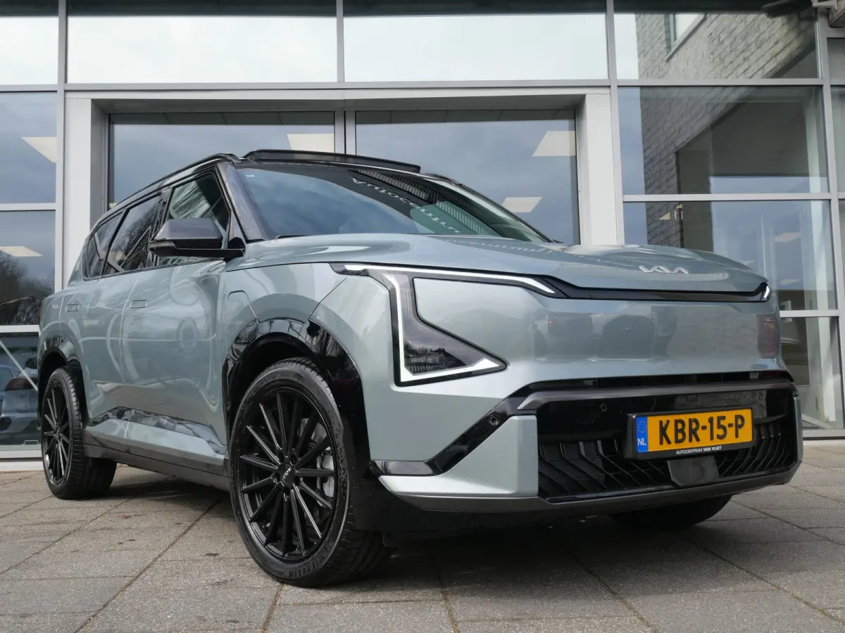 GT-Line Business 81.4 kWh | 20'' LM | Two Tone |