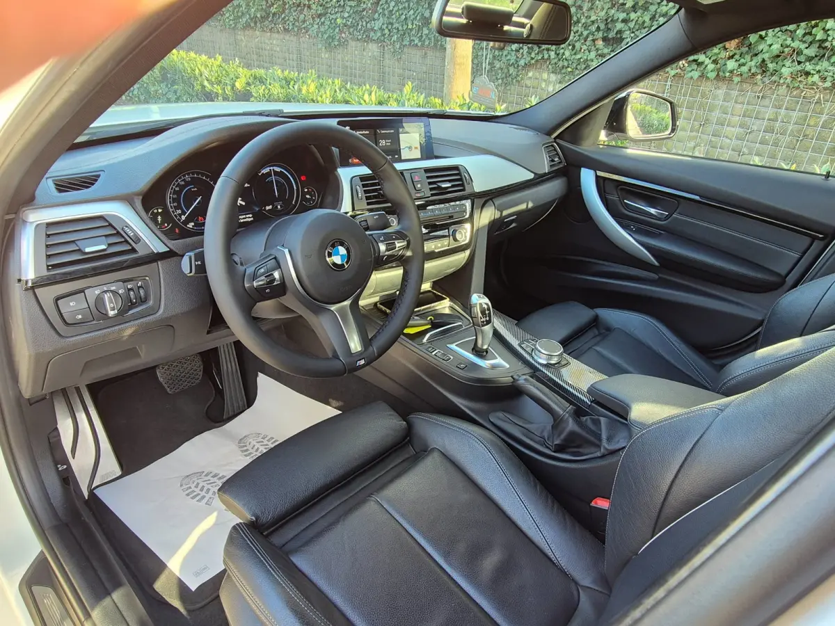 M Sport Virtual dash Apple CarPlay 18inch DAB+ Cruise 100% dealer onderhouden M Sport Edition