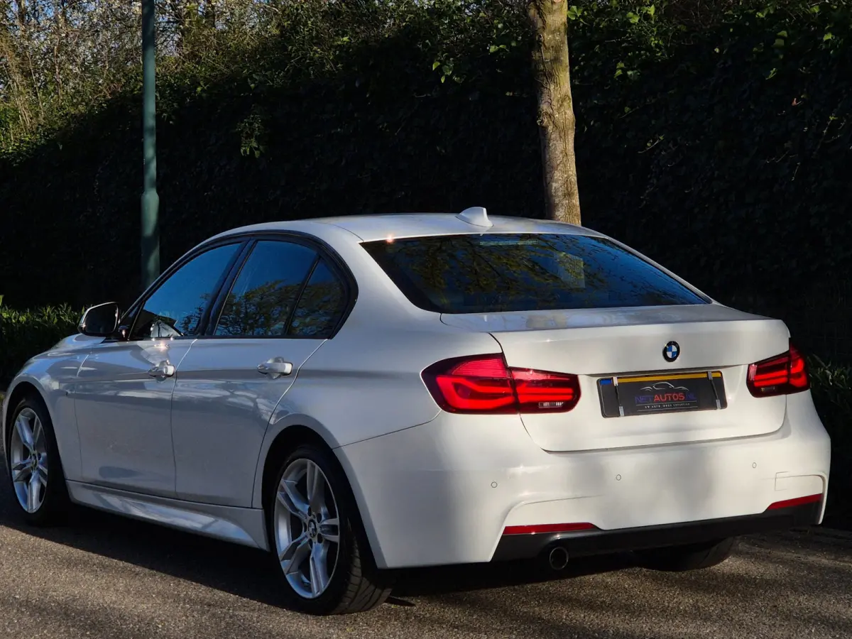 M Sport Virtual dash Apple CarPlay 18inch DAB+ Cruise 100% dealer onderhouden M Sport Edition