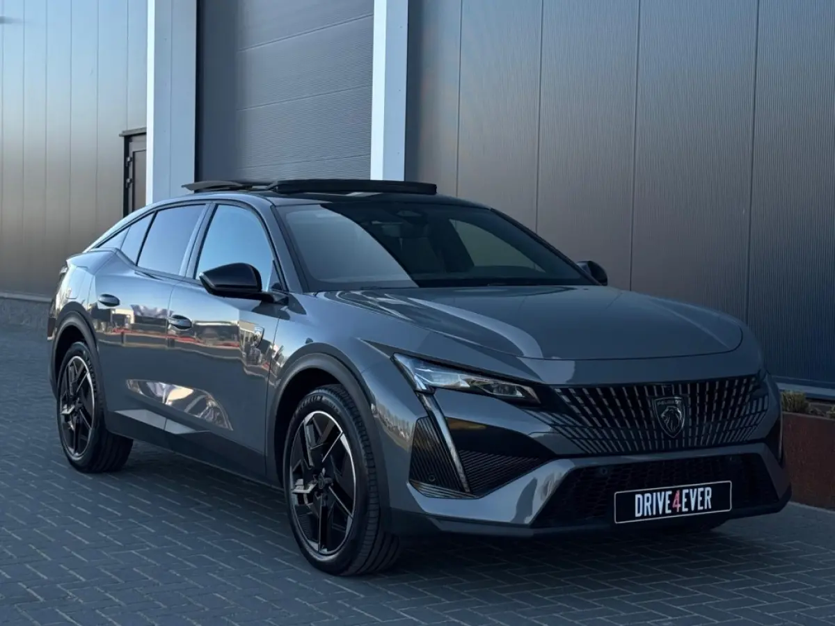 1.2 PureTech GT M25 FULL PANO NAVI LEDER 360 CAMERA SPORTVELGEN