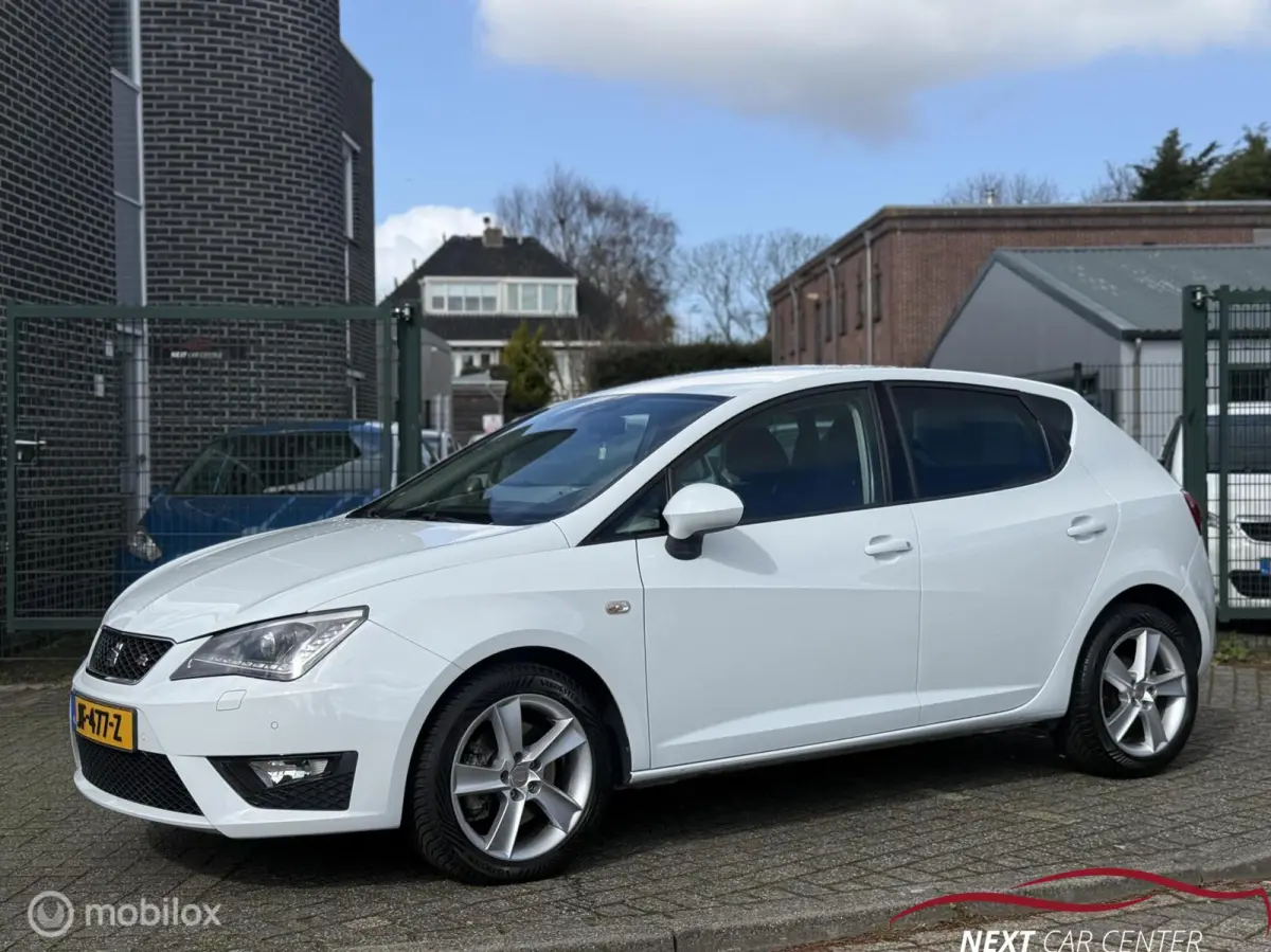 1.0 EcoTSI Style Connect 110 PK AUTOMAAT