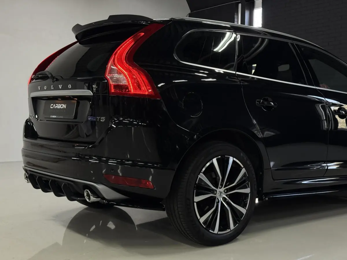 2.0 T5 FWD R-Design | NL | Pano | Memory | Maxton