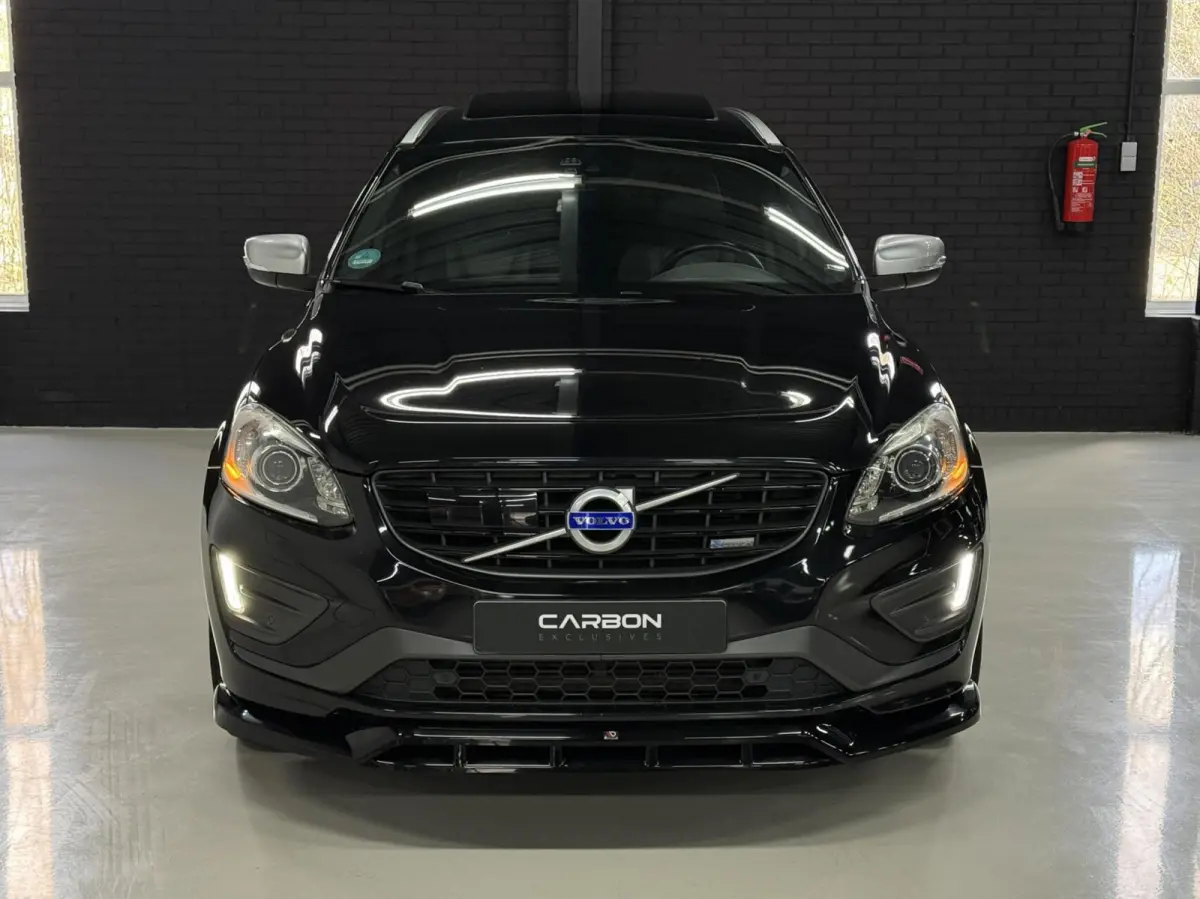 2.0 T5 FWD R-Design | NL | Pano | Memory | Maxton