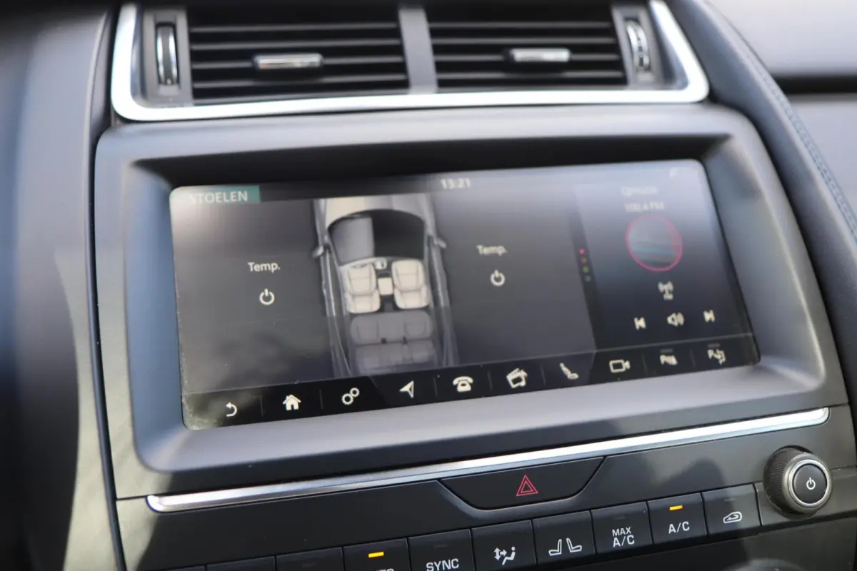 2.0 P250 AWD 250 Pk 🚀 | Pano ☀️ | HUD 🖥️ | ACC 🚗 | Leder 🛋️ | 20” LMV | 118DKM