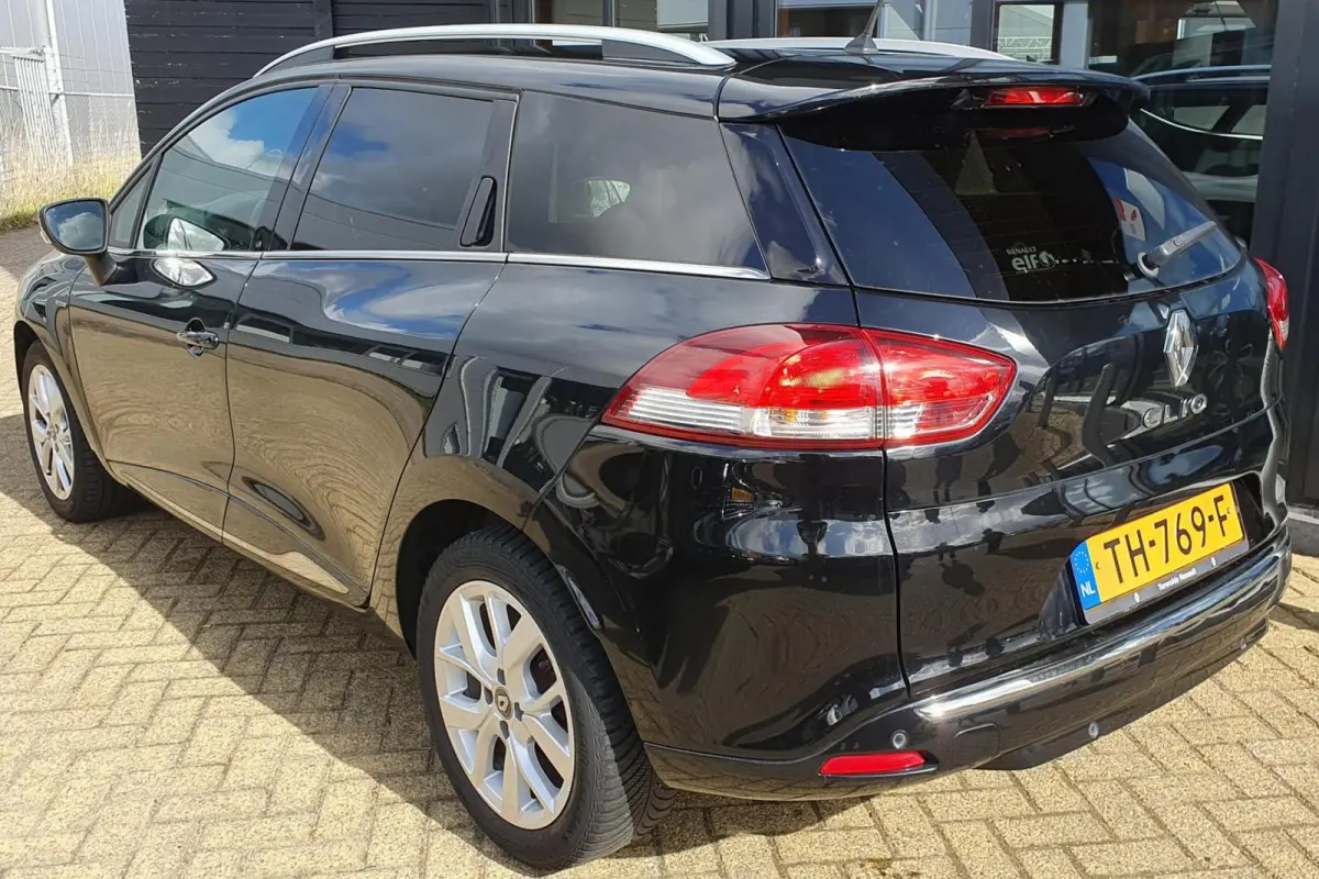 0.9 TCe Limited 90PK | Nette Staat | NL AUTO | NIEUWE APK | Airco | Parkeersensoren | Navigatie | Cruise Control | Armsteun | Keyless Entry | Keyless Start | Lederen Stuurwiel | Led dagrijve