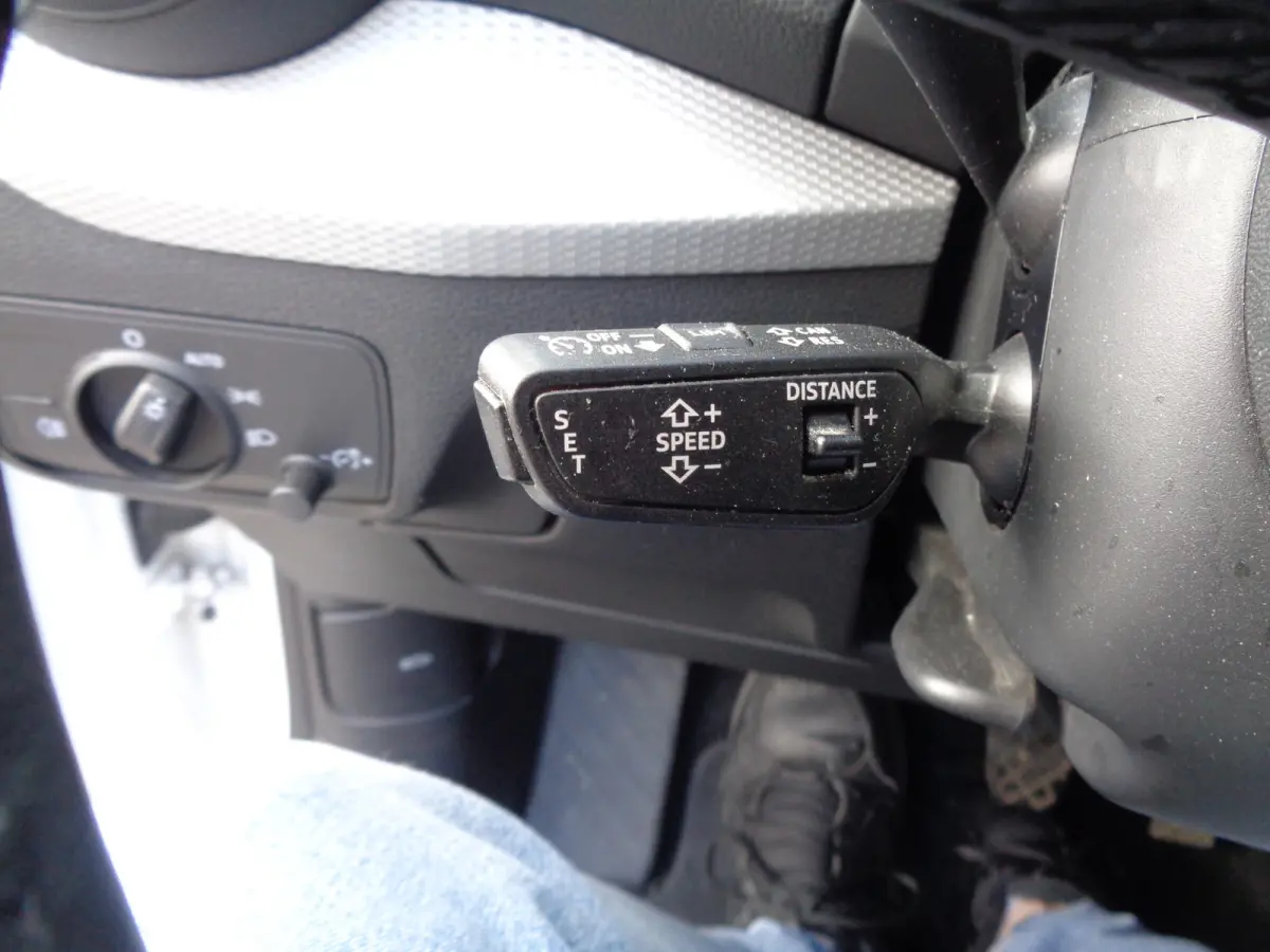 30 TFSI Pro Line Ecc, Cruise, controle, Carplay/android, Afneembare trekhaak