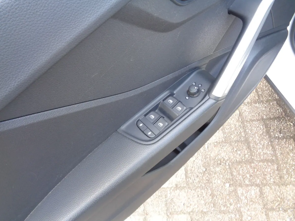 30 TFSI Pro Line Ecc, Cruise, controle, Carplay/android, Afneembare trekhaak