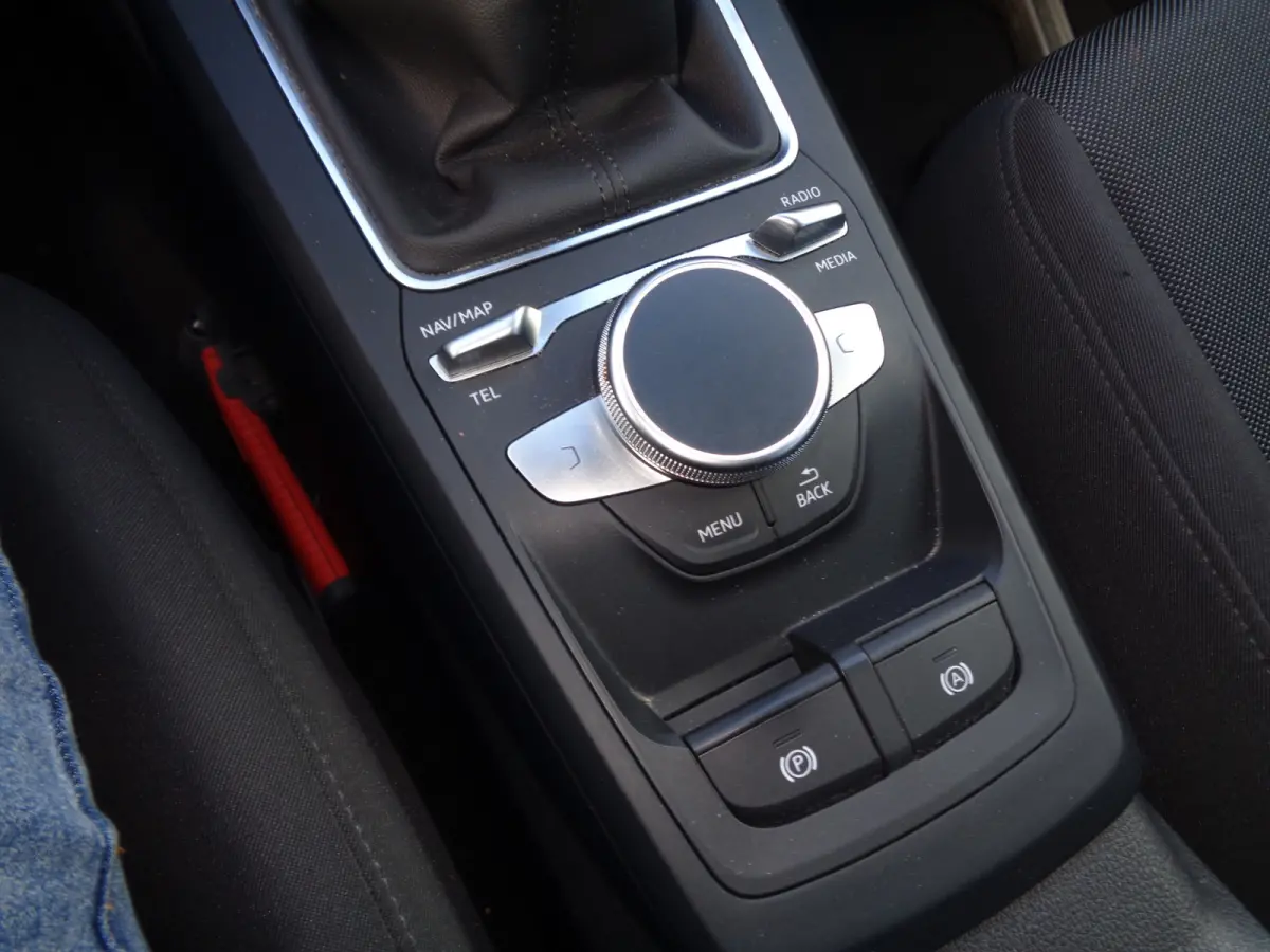 30 TFSI Pro Line Ecc, Cruise, controle, Carplay/android, Afneembare trekhaak