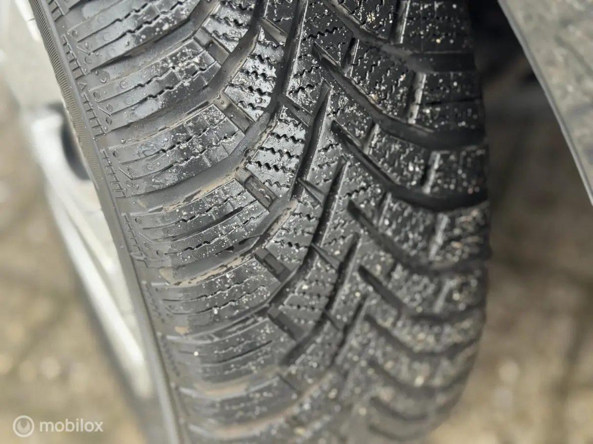 1.0 e-VTi Active 1st eigenaar Dealer onderhouden