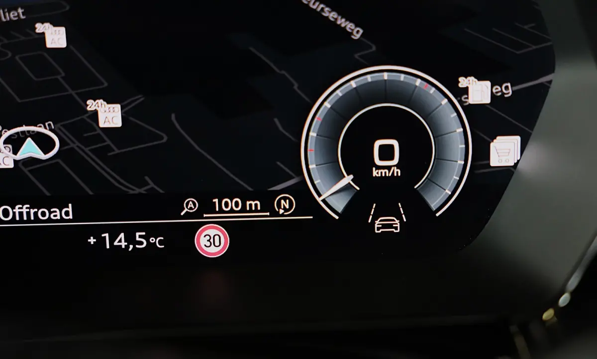45 TFSI e RS3 Look / 245 PK / RS Zetels / B & O / Leder / Head Up / Open Pano / Matrix / Virtual Cockpit / Pdc