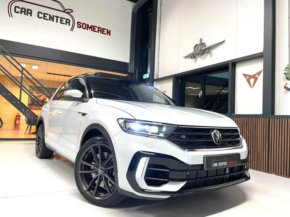 2.0 TSI 4Motion R 300 PK/ Akra/ Pano/ Leder/ Keyless/ 19''LMV