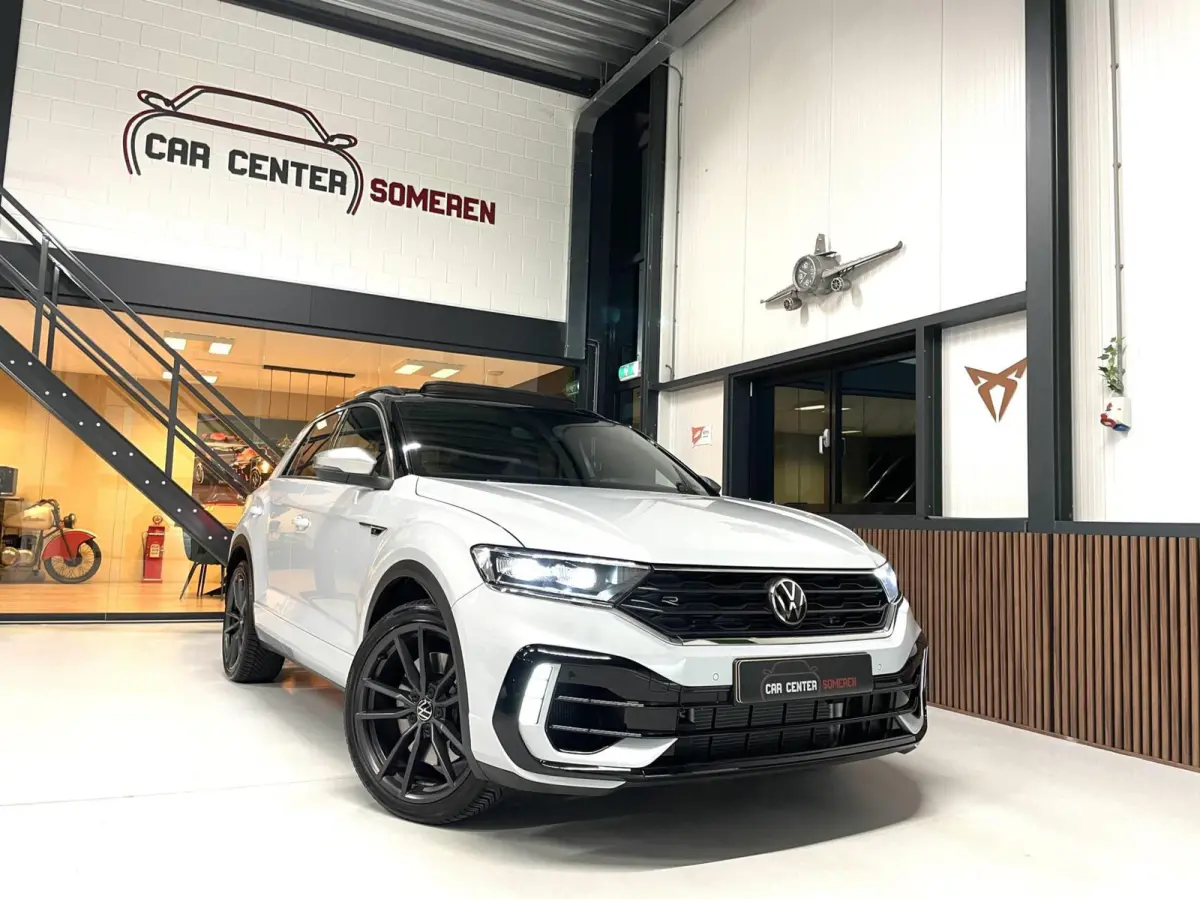 2.0 TSI 4Motion R 300 PK/ Akra/ Pano/ Leder/ Keyless/ 19''LMV