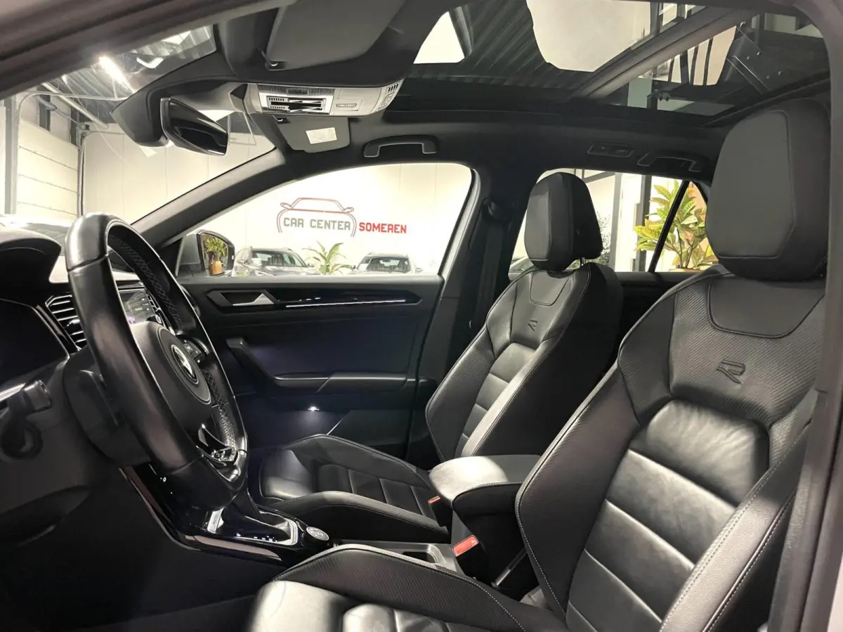 2.0 TSI 4Motion R 300 PK/ Akra/ Pano/ Leder/ Keyless/ 19''LMV