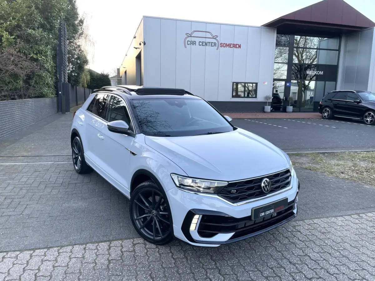 2.0 TSI 4Motion R 300 PK/ Akra/ Pano/ Leder/ Keyless/ 19''LMV
