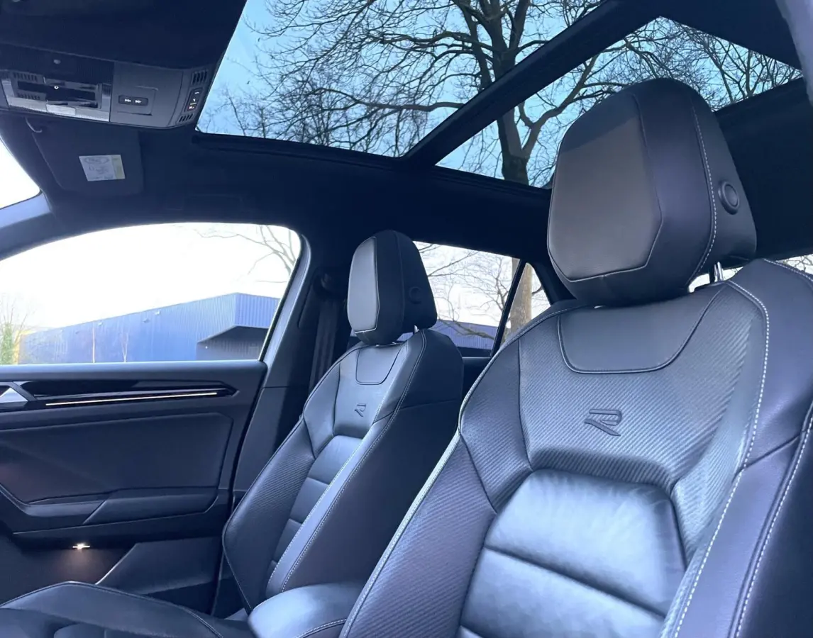 2.0 TSI 4Motion R 300 PK/ Akra/ Pano/ Leder/ Keyless/ 19''LMV
