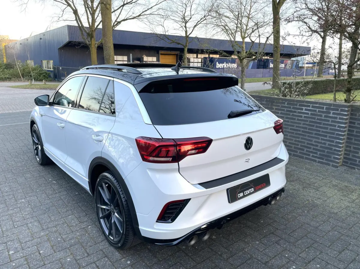 2.0 TSI 4Motion R 300 PK/ Akra/ Pano/ Leder/ Keyless/ 19''LMV