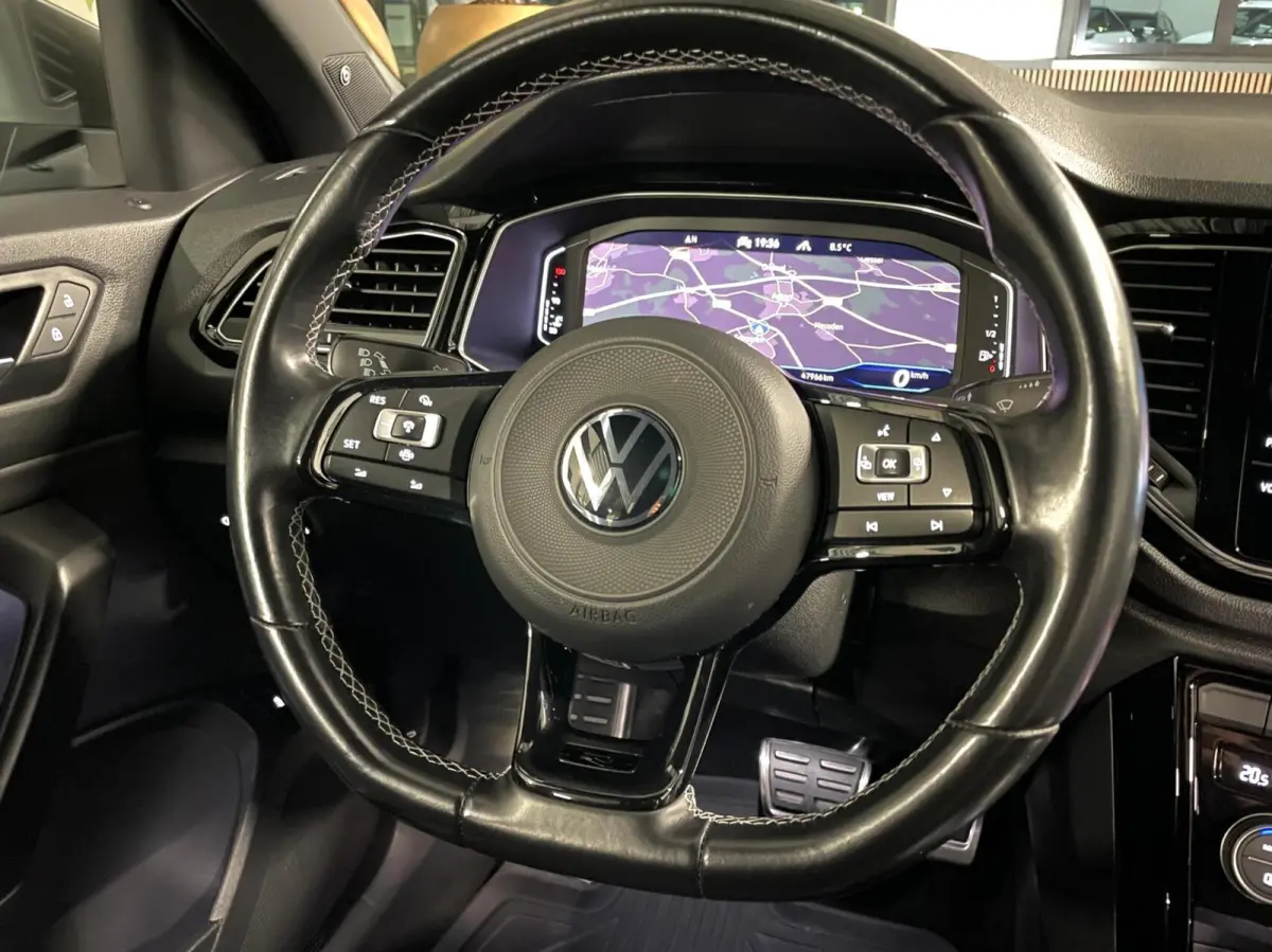2.0 TSI 4Motion R 300 PK/ Akra/ Pano/ Leder/ Keyless/ 19''LMV
