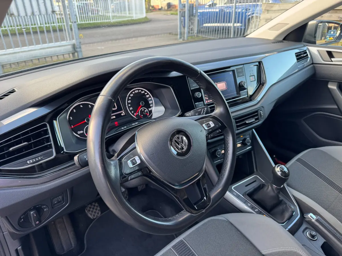 1.0 TSI Highline / ACC / Clima / ParkPilot / DRC / NL Auto met NAP .