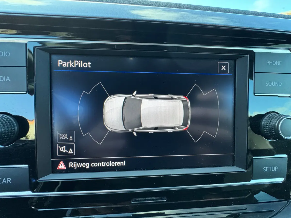 1.0 TSI Highline / ACC / Clima / ParkPilot / DRC / NL Auto met NAP .