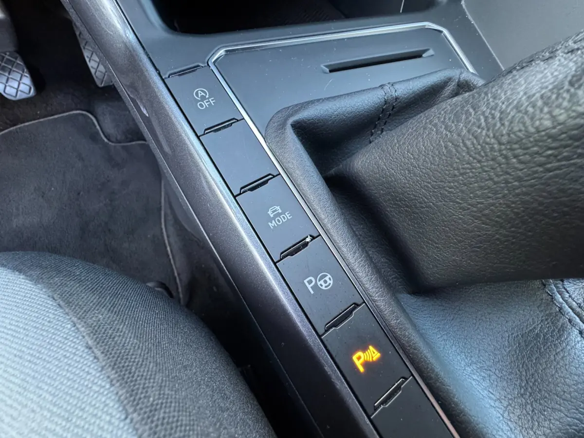 1.0 TSI Highline / ACC / Clima / ParkPilot / DRC / NL Auto met NAP .