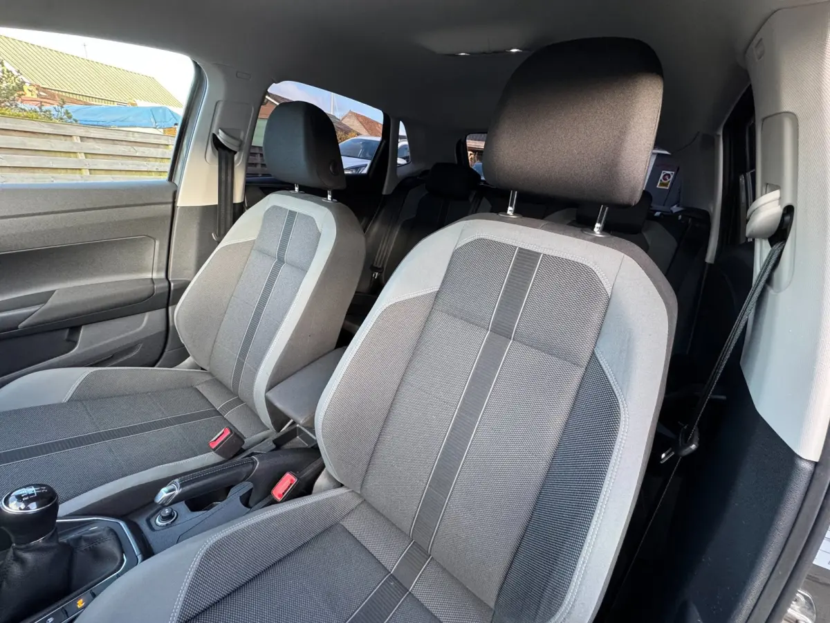 1.0 TSI Highline / ACC / Clima / ParkPilot / DRC / NL Auto met NAP .