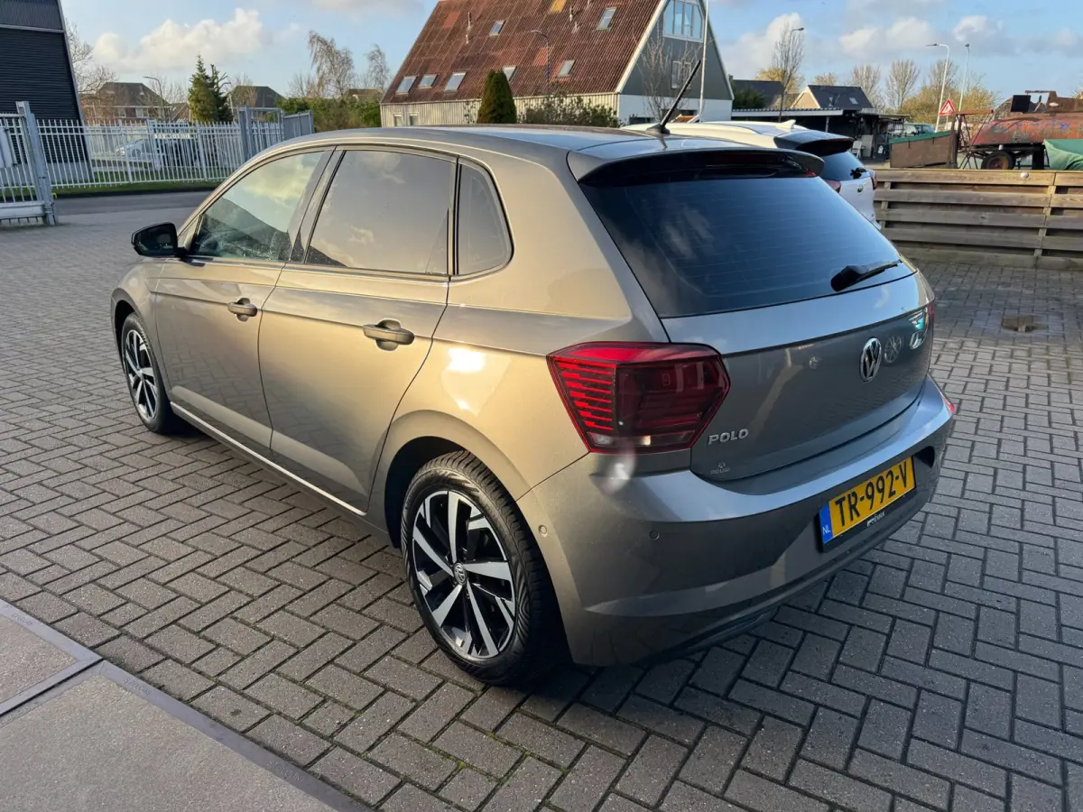 1.0 TSI Highline / ACC / Clima / ParkPilot / DRC / NL Auto met NAP .