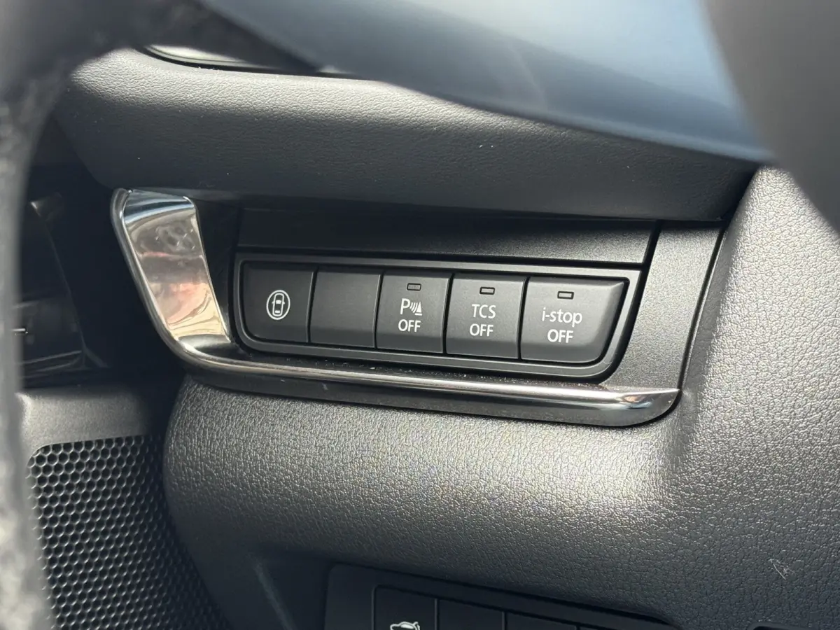 2.0 e-SkyActiv-X M Hybrid Luxury Leer / Trekhaak / Camera / Clima / Navi / Cruise
