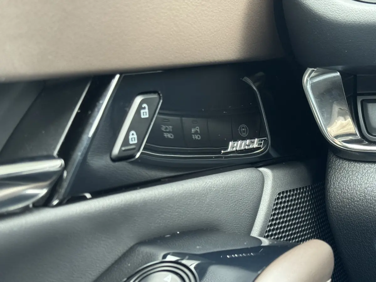 2.0 e-SkyActiv-X M Hybrid Luxury Leer / Trekhaak / Camera / Clima / Navi / Cruise