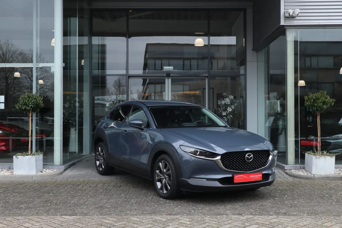 2.0 e-SkyActiv-X M Hybrid Luxury Leer / Trekhaak / Camera / Clima / Navi / Cruise