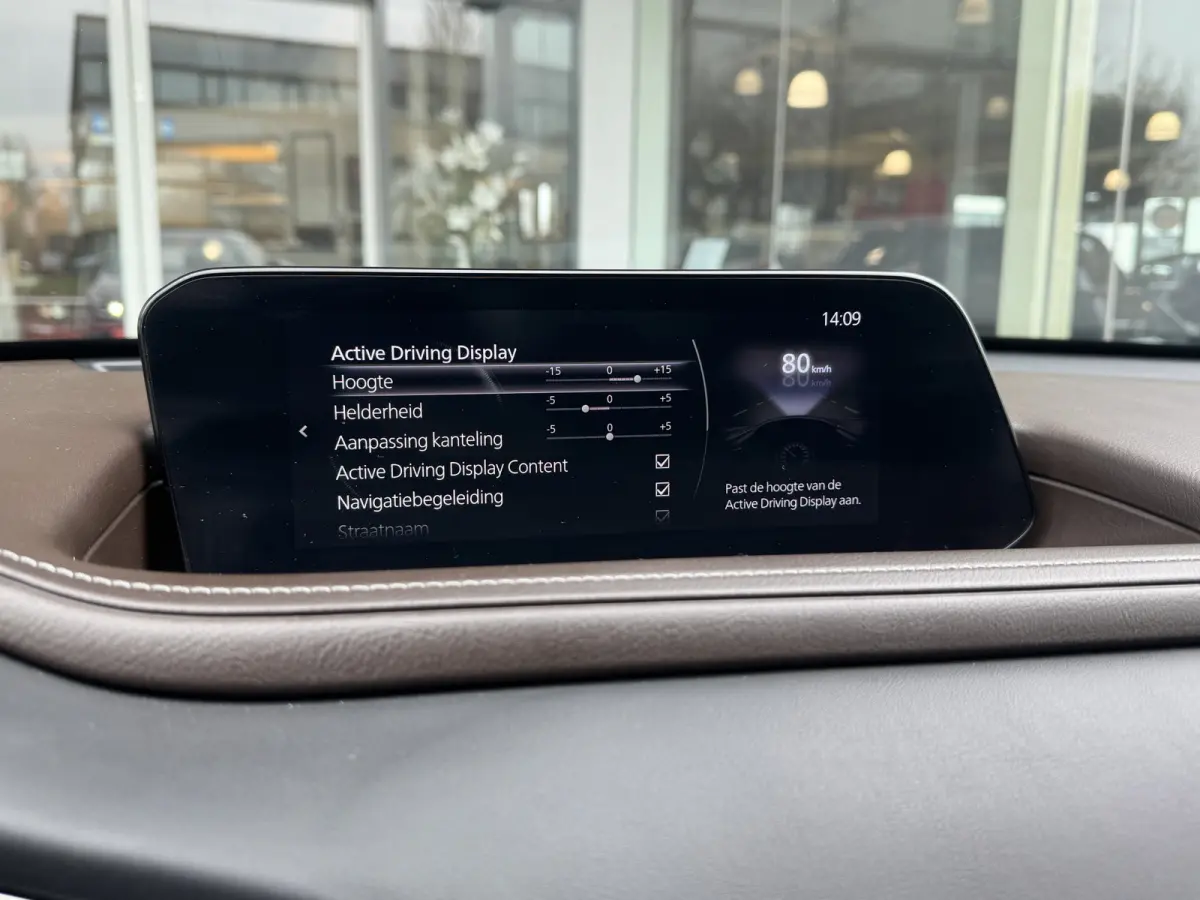 2.0 e-SkyActiv-X M Hybrid Luxury Leer / Trekhaak / Camera / Clima / Navi / Cruise