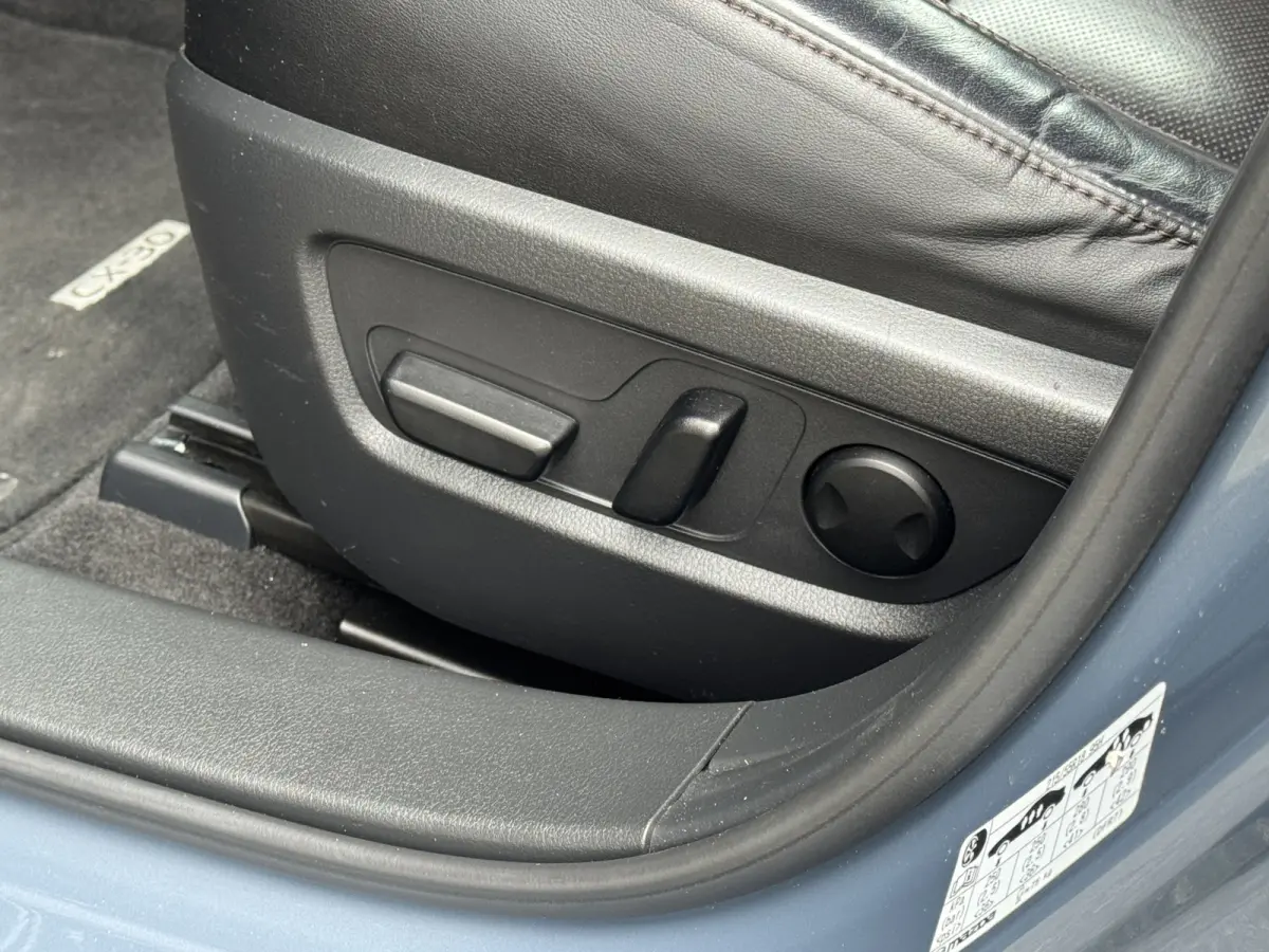 2.0 e-SkyActiv-X M Hybrid Luxury Leer / Trekhaak / Camera / Clima / Navi / Cruise