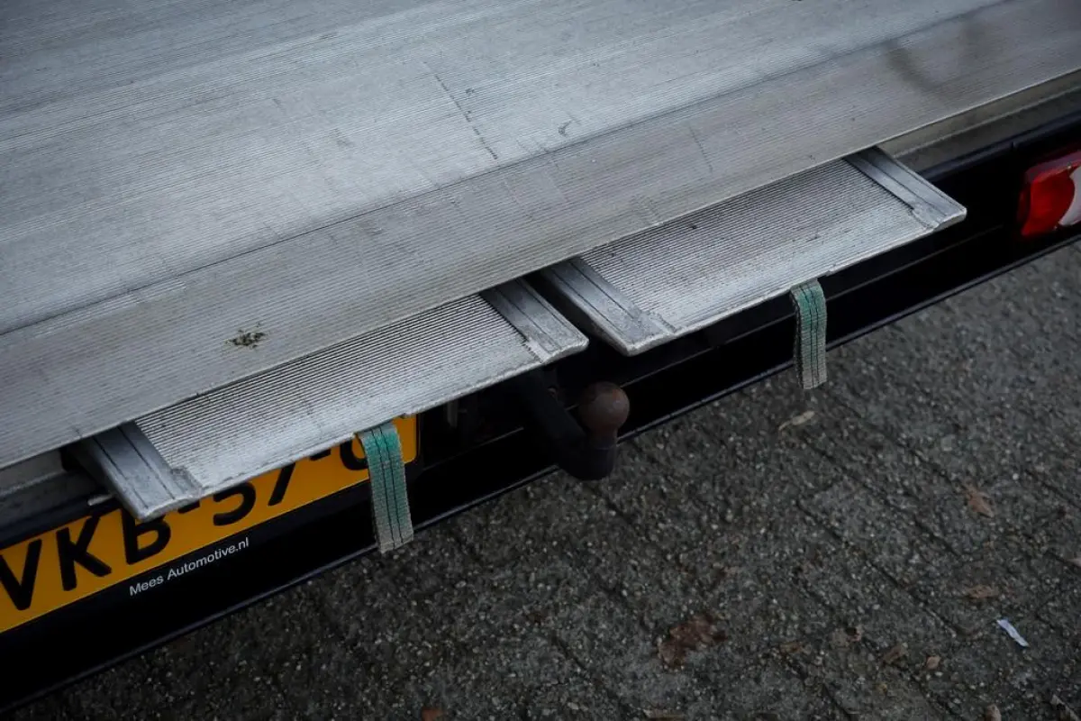 335 2.2 BlueHDi 165 L3H2 Pro / Oprijwagen / Autotransport / 1290 kg laadgewicht / Luchtvering / Lier / Jegger Alu Opbouw