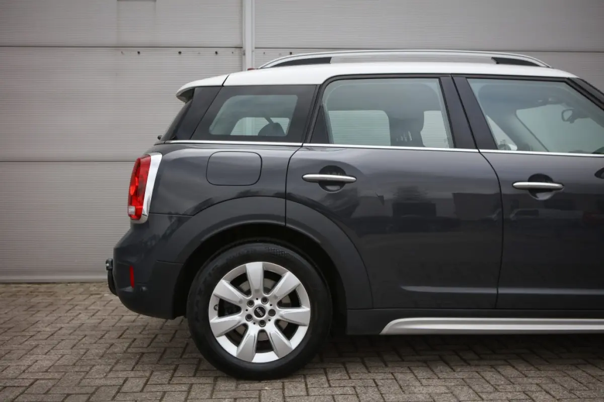 Mini 1.5 Cooper ALL4 | Navi | Hybride | Trekhaak |