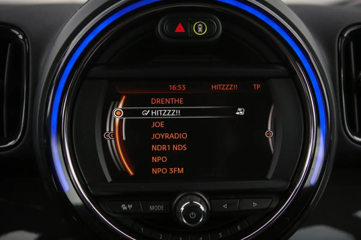 Mini 1.5 Cooper ALL4 | Navi | Hybride | Trekhaak |
