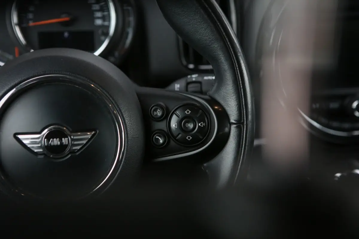 Mini 1.5 Cooper ALL4 | Navi | Hybride | Trekhaak |