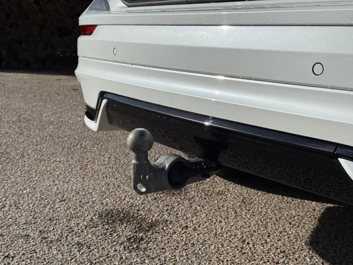 T6 Plug-in hybrid AWD Plus Dark | Panoramadak | 360 camera | Harman/Kardon | Stoel/Stuur Verwarming |