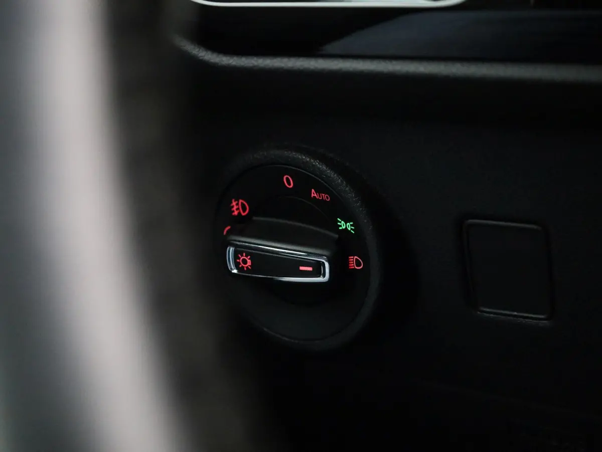 1.4 EcoTSI Xcellence | Navigatie | Camera | Climate Control | Trekhaak |
