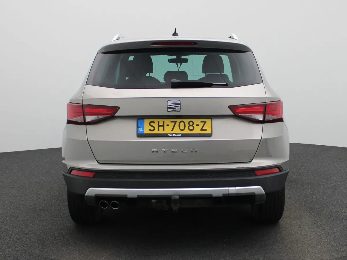 1.4 EcoTSI Xcellence | Navigatie | Camera | Climate Control | Trekhaak |