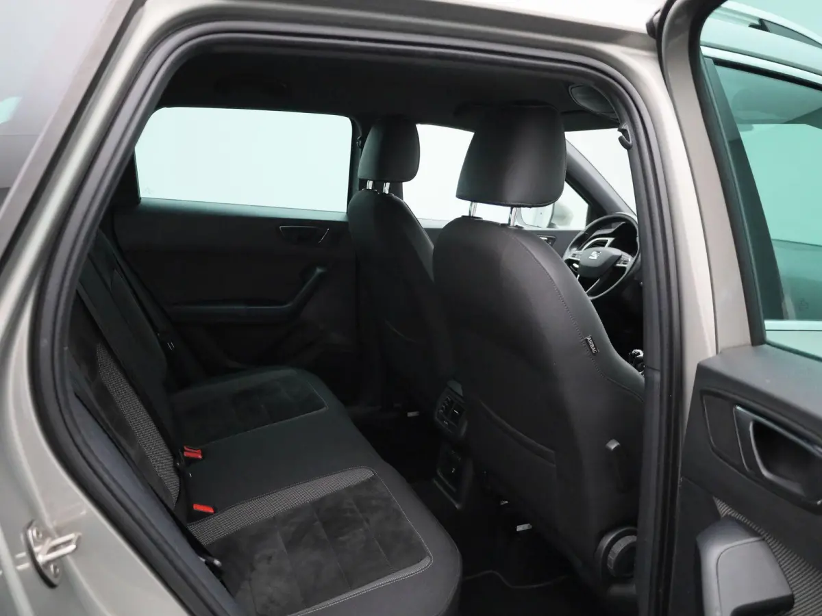 1.4 EcoTSI Xcellence | Navigatie | Camera | Climate Control | Trekhaak |