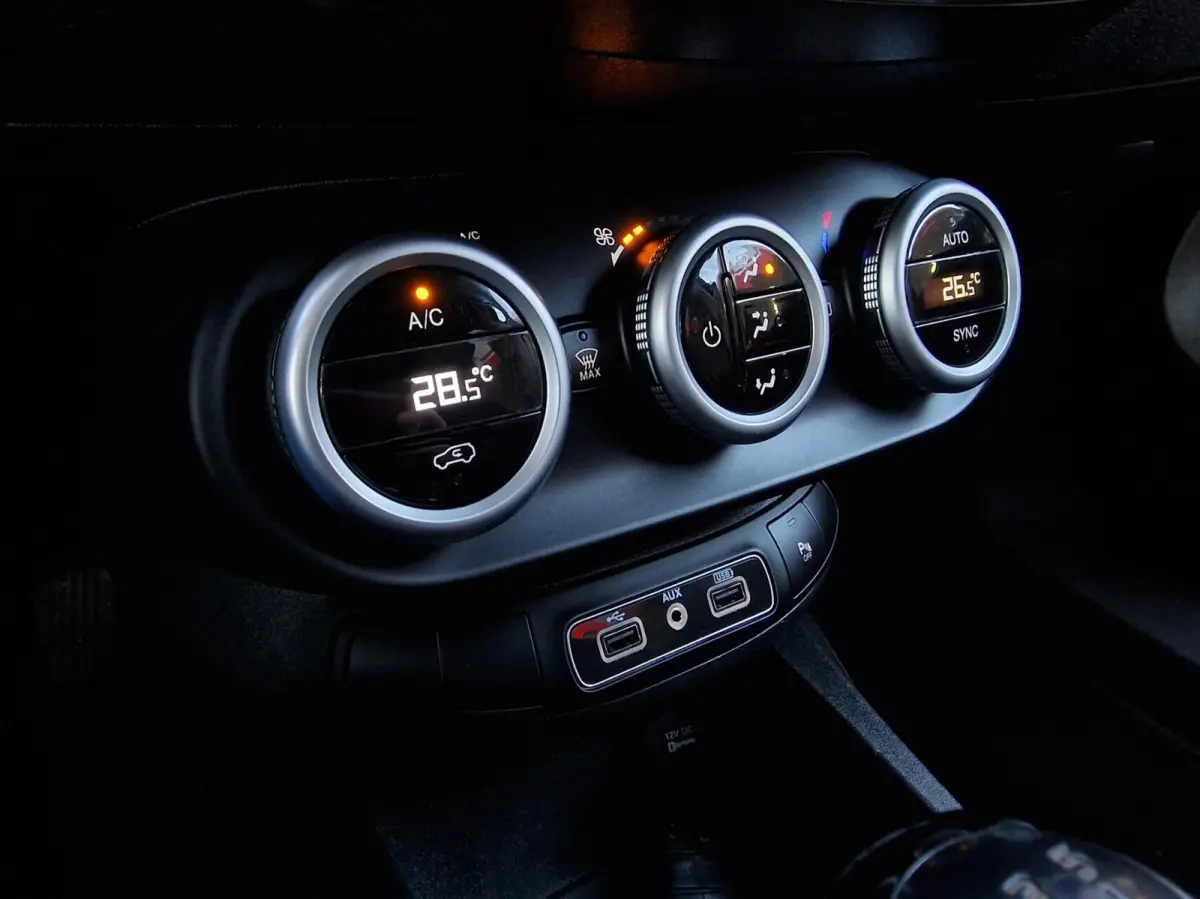 1.0 GSE Lounge|Adaptiefcruise|Trekhaak|Camera|PDC|Carplay|