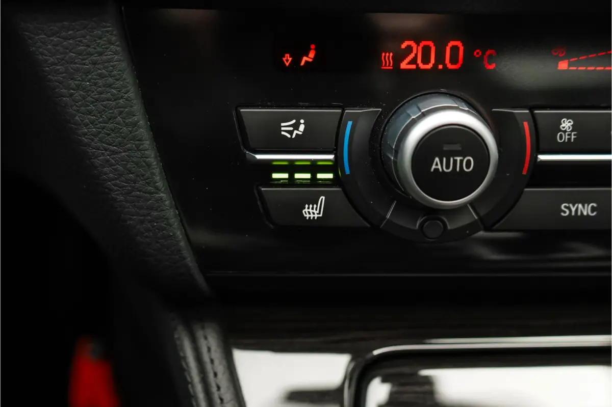 520i High Ex M-Pakket Schuifdak Leder 99.000 KM
