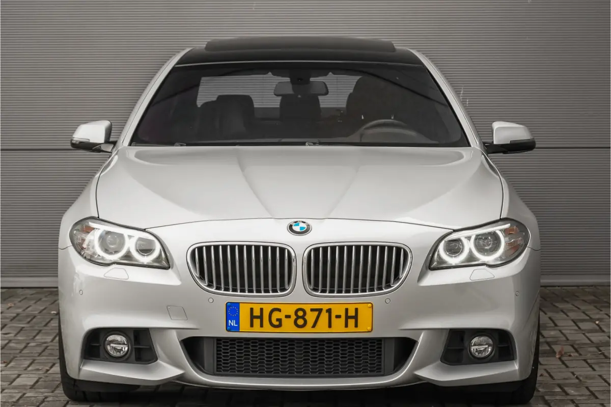 520i High Ex M-Pakket Schuifdak Leder 99.000 KM