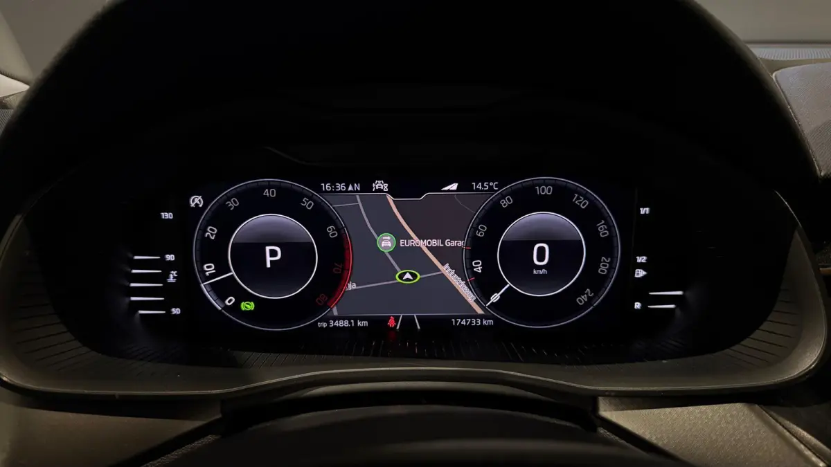 1.5 TSI ACT Business Edition + MEMORY / PREMIUM AUDIO / TREKHAAK