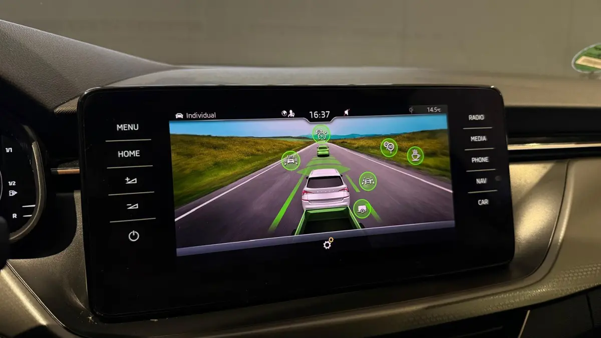 1.5 TSI ACT Business Edition + MEMORY / PREMIUM AUDIO / TREKHAAK