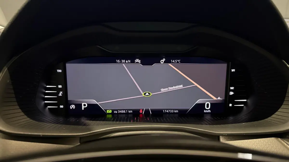 1.5 TSI ACT Business Edition + MEMORY / PREMIUM AUDIO / TREKHAAK