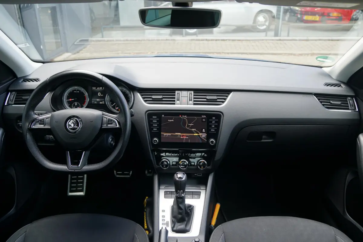 1.5 TSI Greentech Ambition Business Automaat + TREKHAAK / KEYLESS / VOORRUITVERWARMING