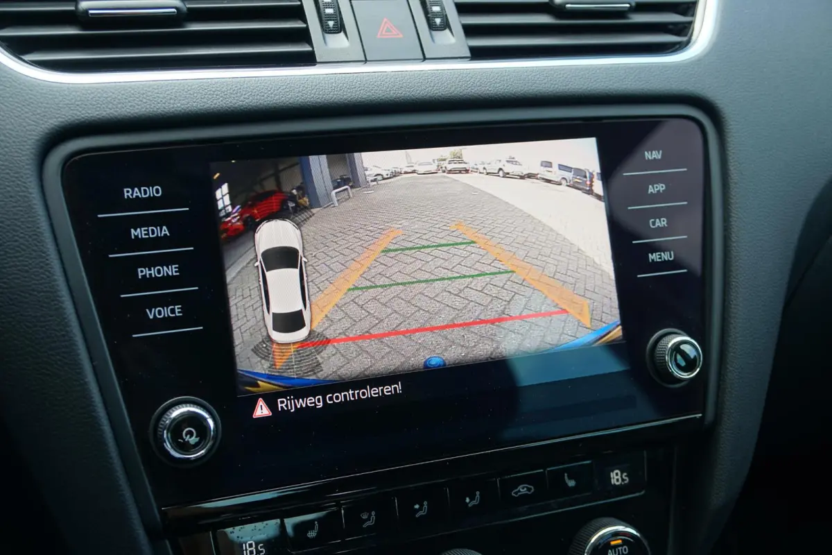 1.5 TSI Greentech Ambition Business Automaat + TREKHAAK / KEYLESS / VOORRUITVERWARMING